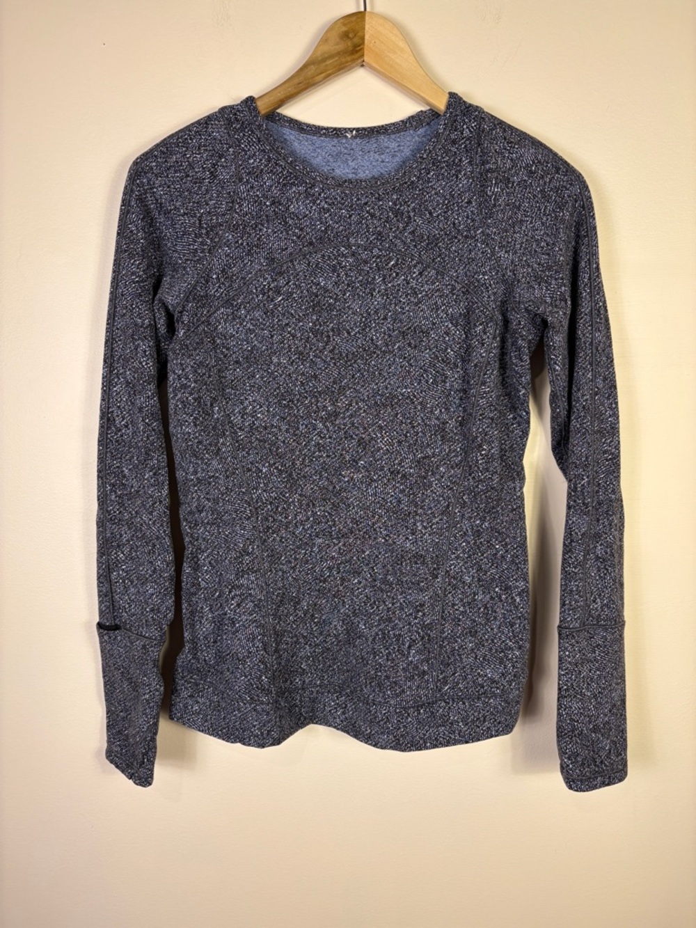 lululemon Cypress Kiss Black Print Long Sleeve Crew Neck Pullover Running Top - Picture 2 of 7